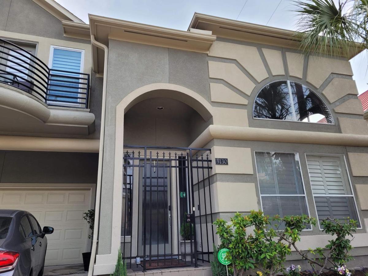 Wanderlust Villa Near Galleria Mall Houston Bagian luar foto