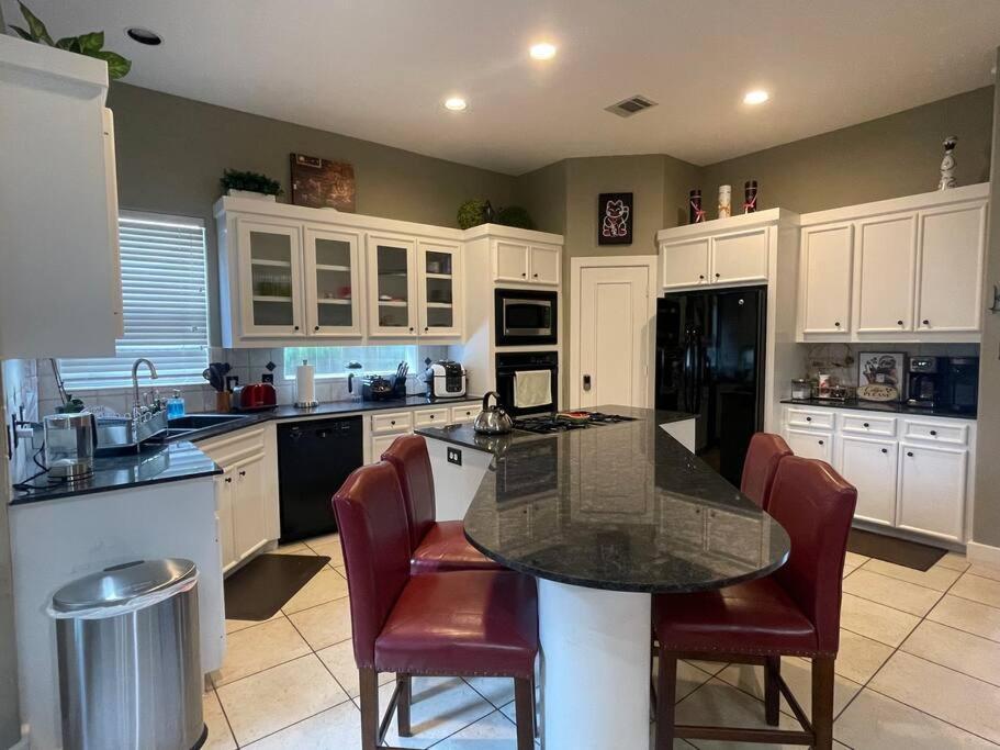 Wanderlust Villa Near Galleria Mall Houston Bagian luar foto